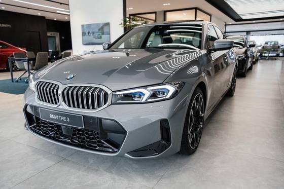 BMW 320i 2.0 16V TURBO FLEX M SPORT AUTOMÁTICO BMW 320i 2.0 16V TURBO FLEX M SPORT AUTOMÁTICO